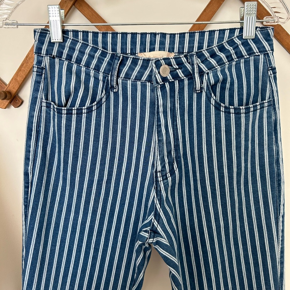 💫Altar'd State Blue and White Striped Flare Jeans - Picture 7 of 10